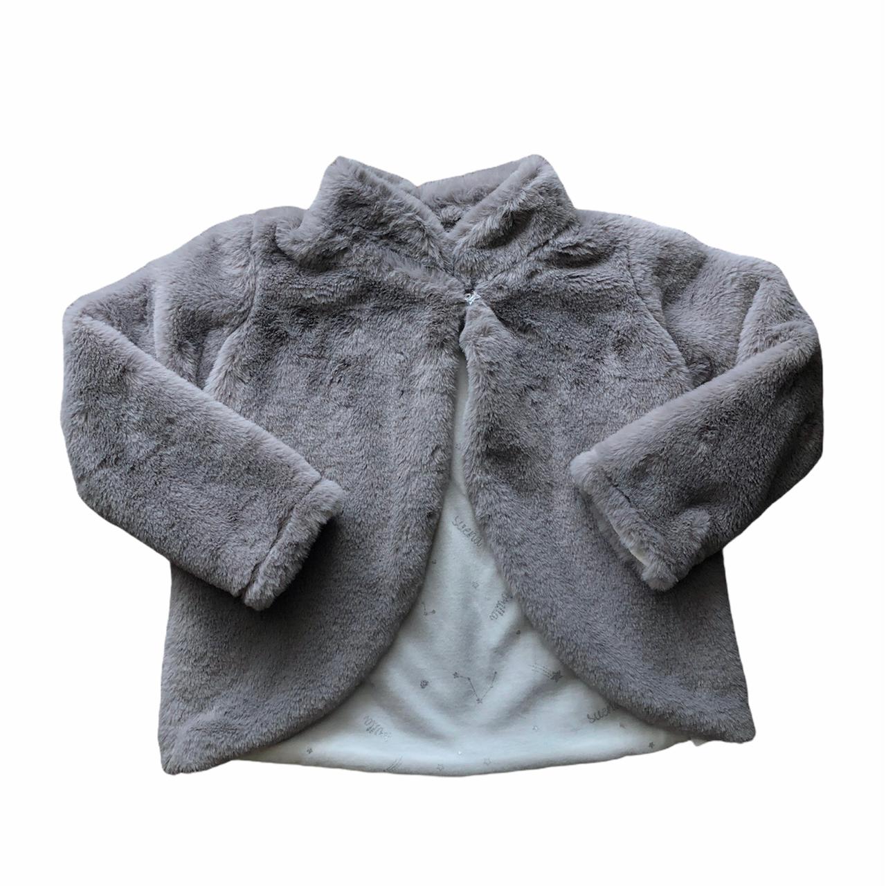 Abrigo gris