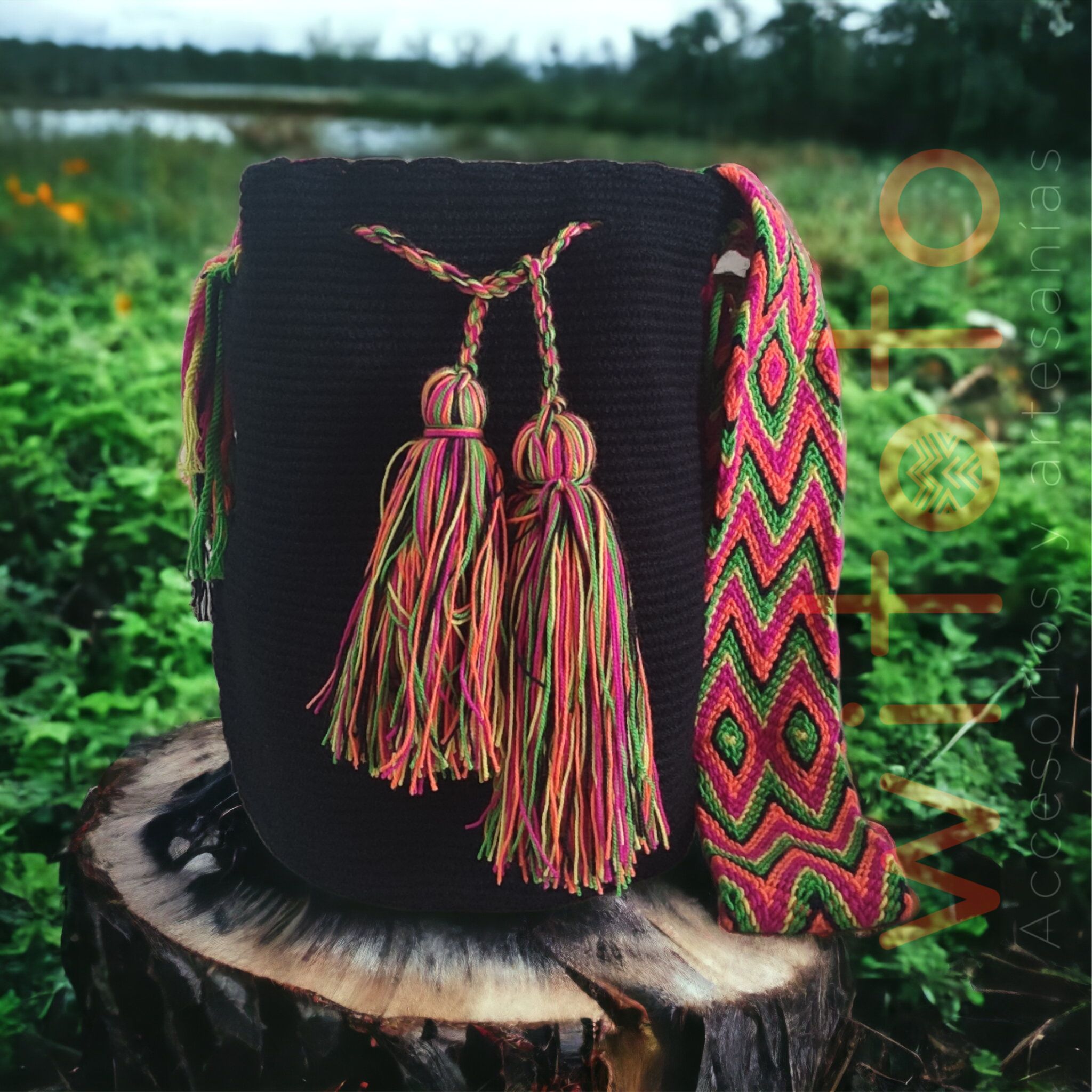 MOCHILA WAYUU NEGRA 8