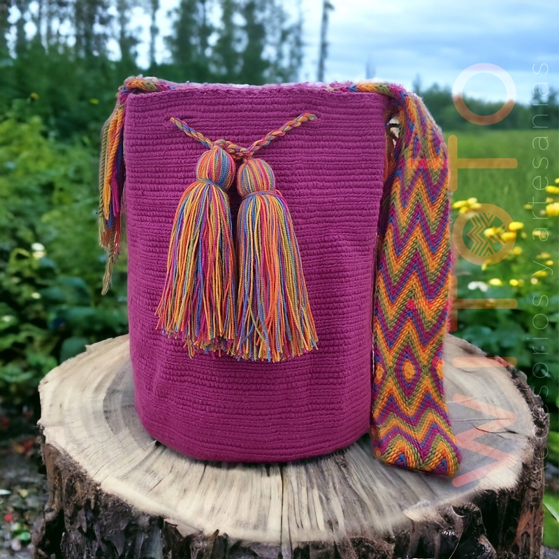 MOCHILA WAYUU MORADA 2