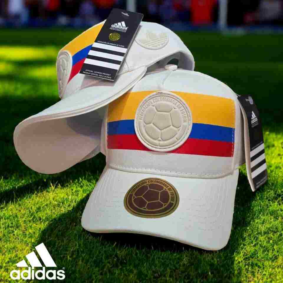 GORRA COLOMBIA 100 AÑOS BEIGE