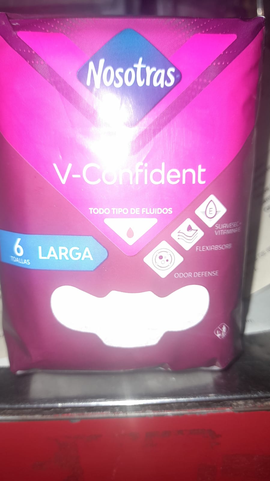 TOALLA HIG. NOS. CONFIDENT LARA  6