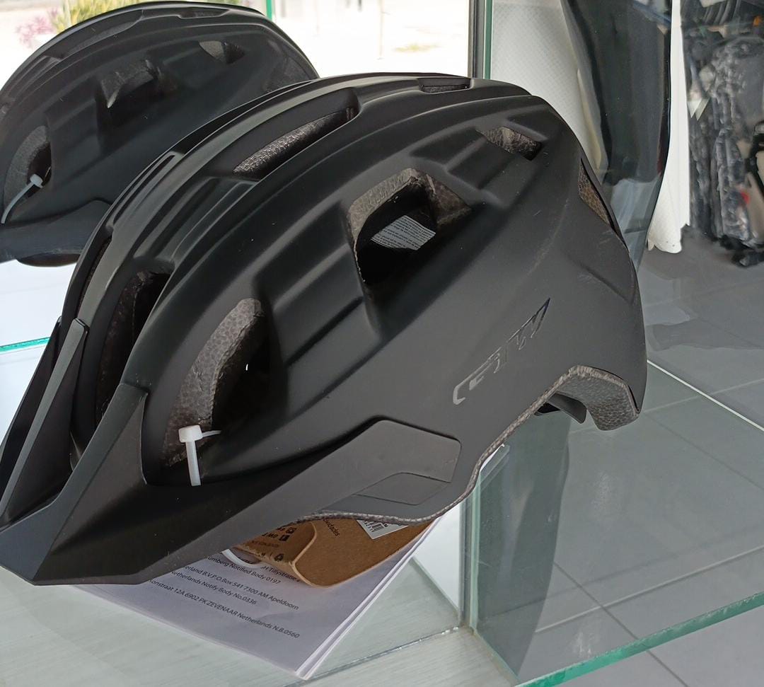CASCO HELMET MTB NEGRO MATE