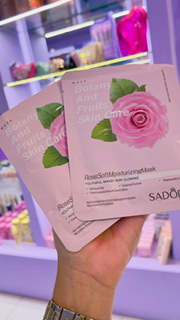 Velo Facial Rosas Efecto Piel Luminosa e Hidratada