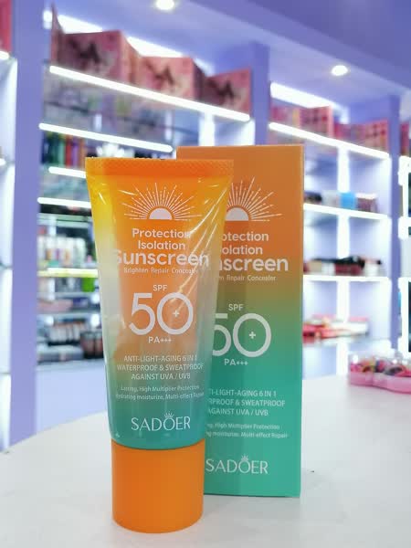 Protector Solar en Gel Piel Grasa Secado Rapido  50 SPF