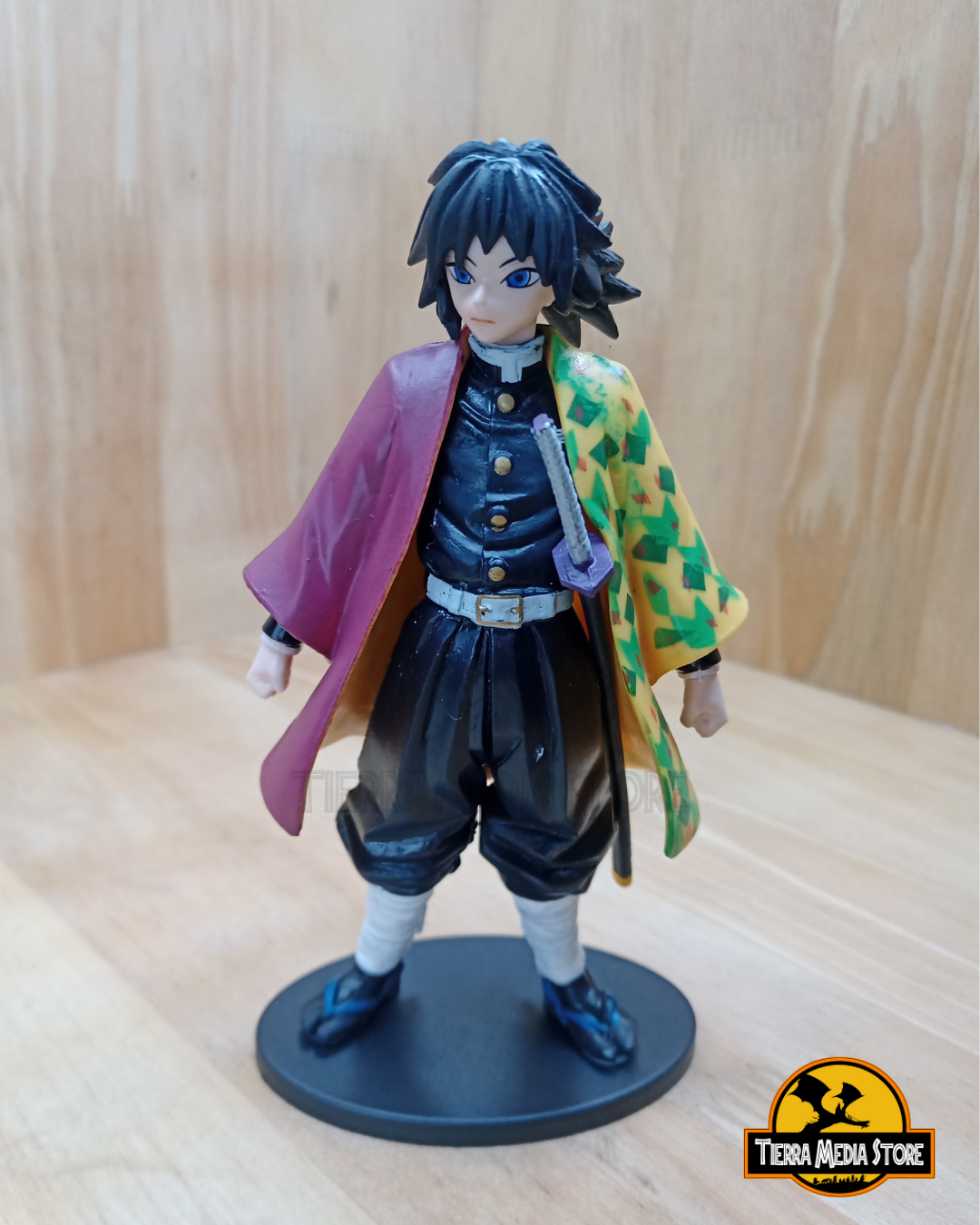 Figura Tomioka Primera Temporada